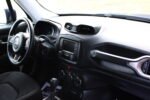 2017 Jeep Renegade Latitude - Image 5