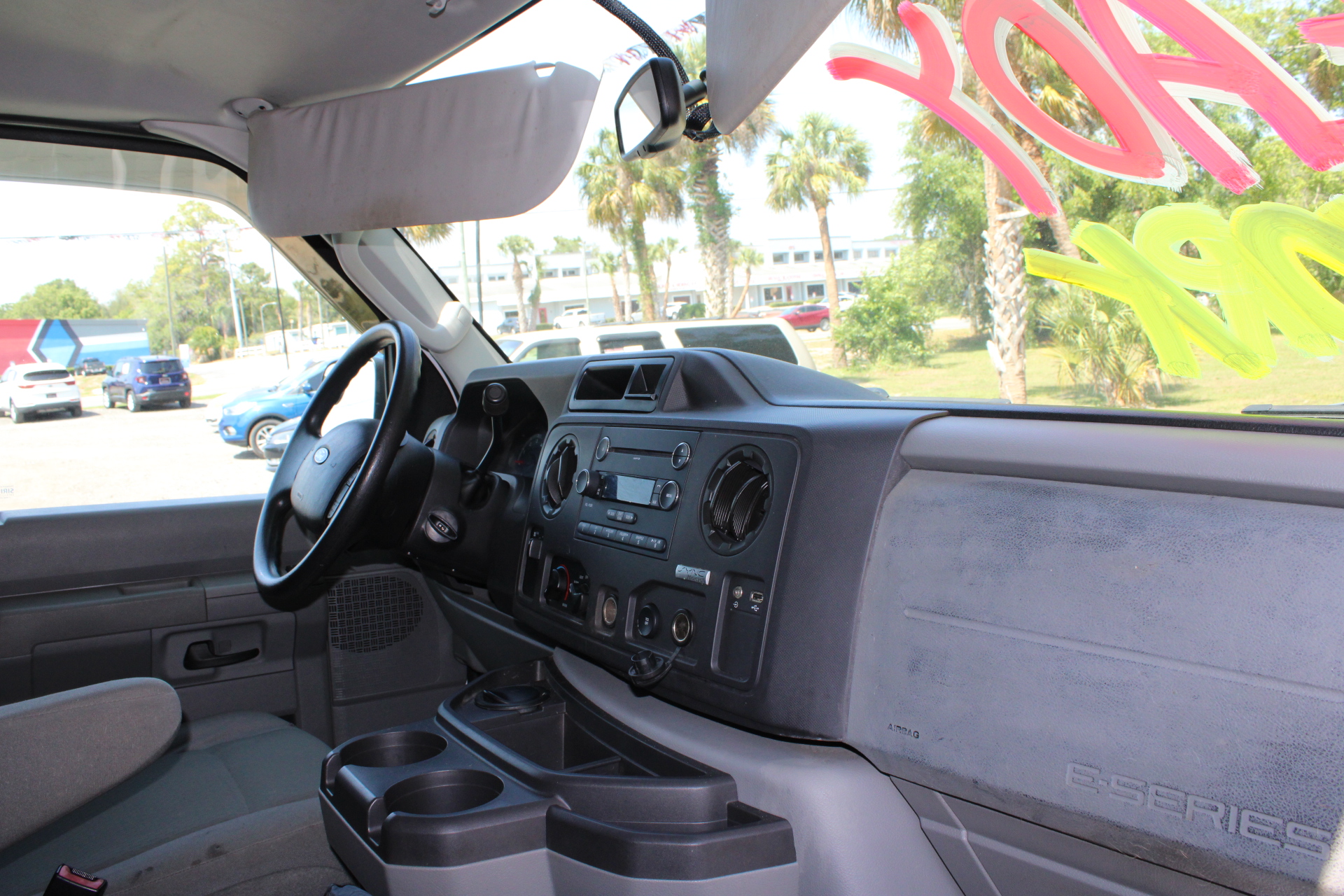 2011 Ford E250 Cargo Van - Photo 3