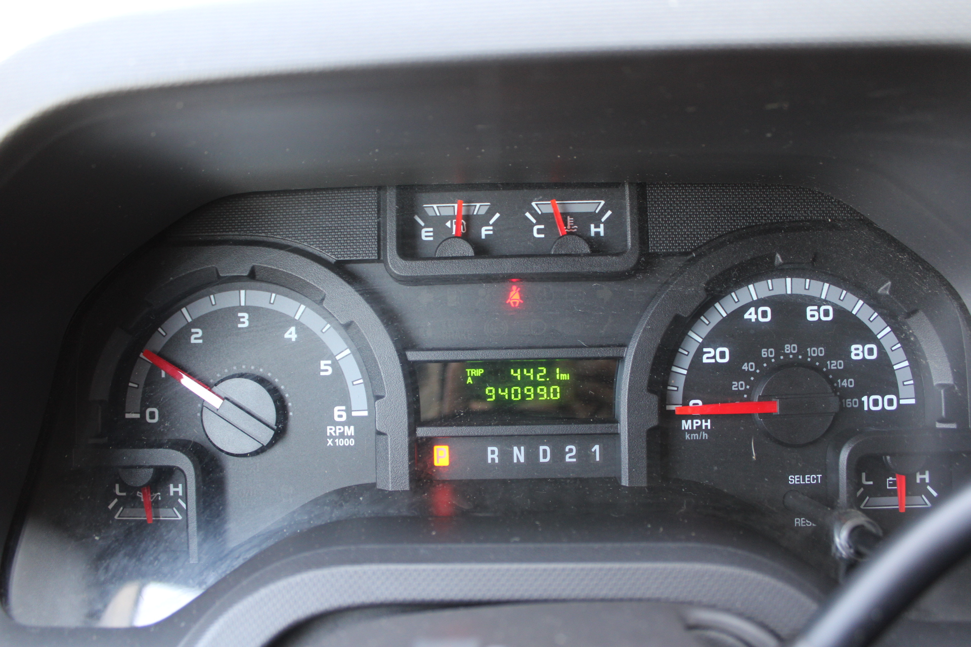 2011 Ford E250 Cargo Van - Photo 5