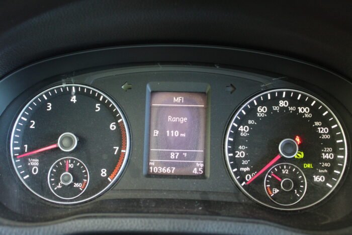 2013 Volkswagen Passat - Photo 14