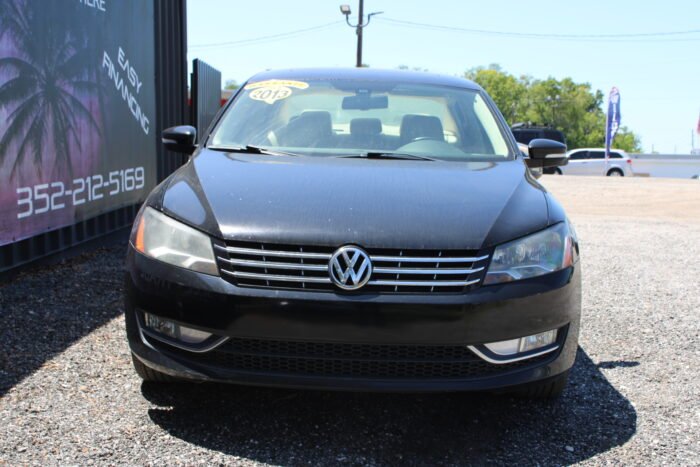 2013 Volkswagen Passat - Photo 9