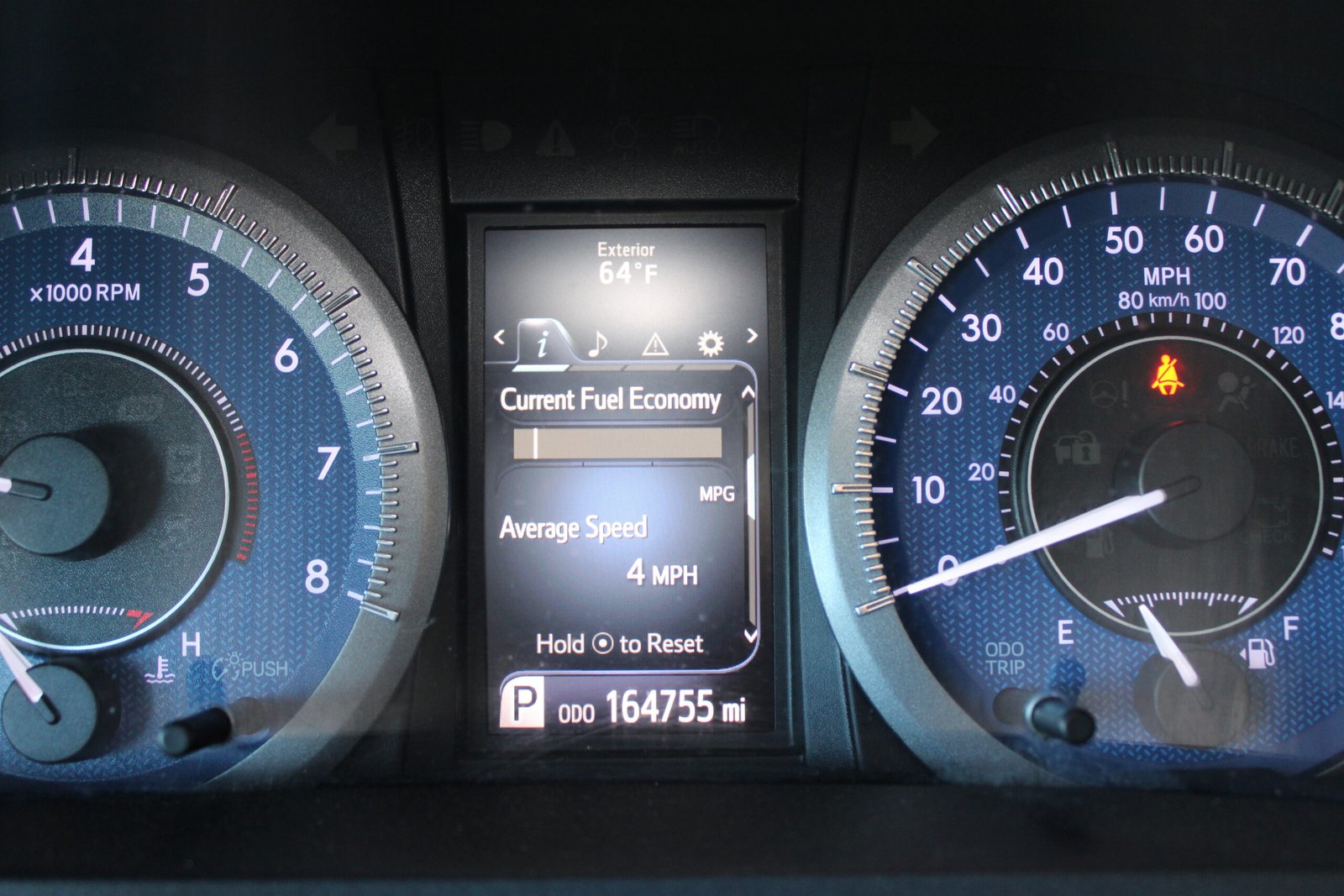 2016 Toyota Sienna XLE - Photo 2