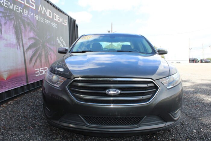 2016 Ford Taurus Limited - Photo 14