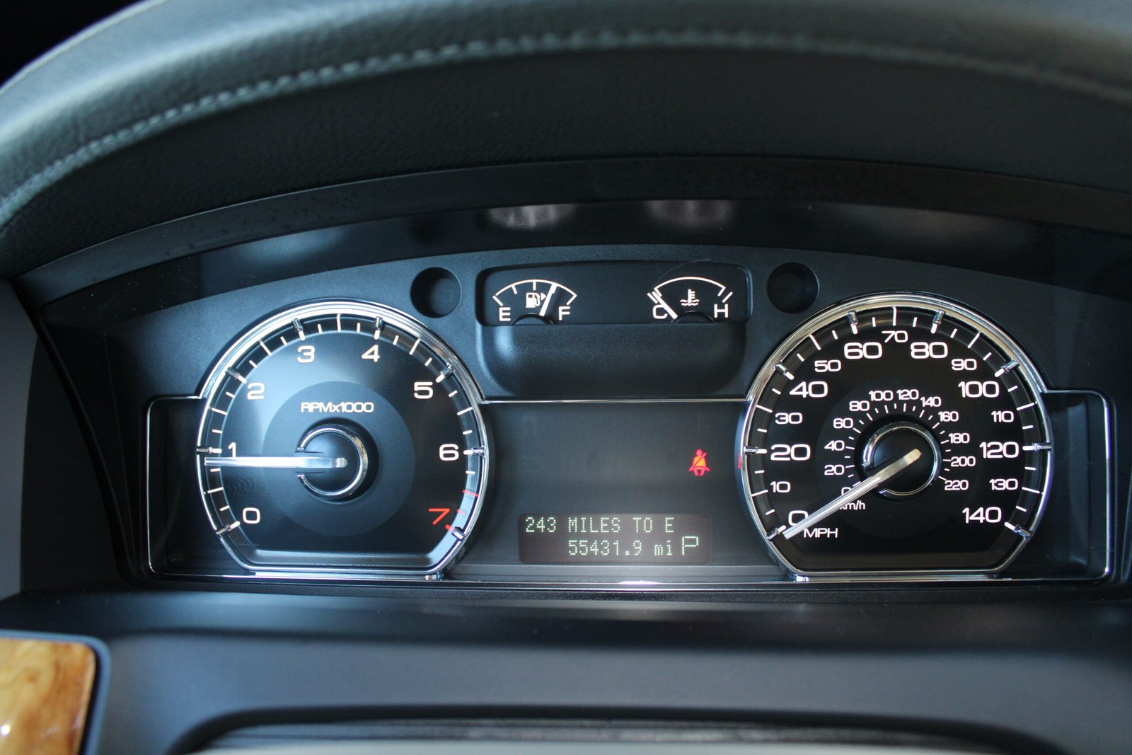 2009 Lincoln MKS - Photo 2