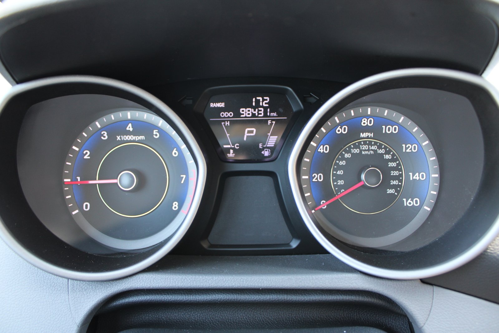 2013 Hyundai Elantra GS Coupe - Photo 4
