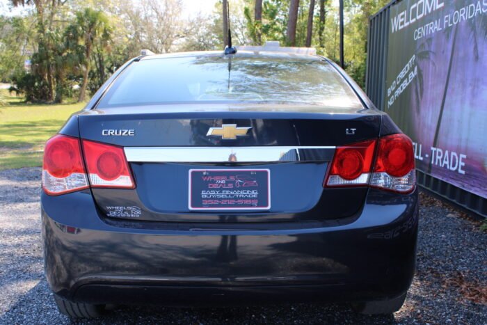 2015 Chevrolet Cruze 2LT - Photo 11