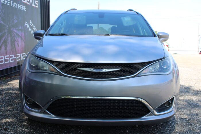 2019 Chrysler Pacifica Touring - Photo 9