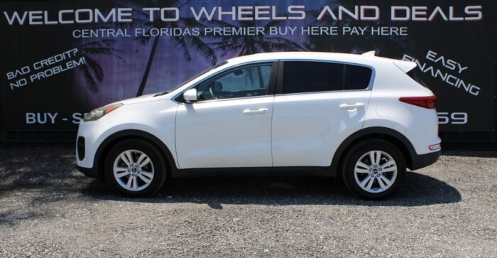 2017 Kia Sportage LX - Photo 8
