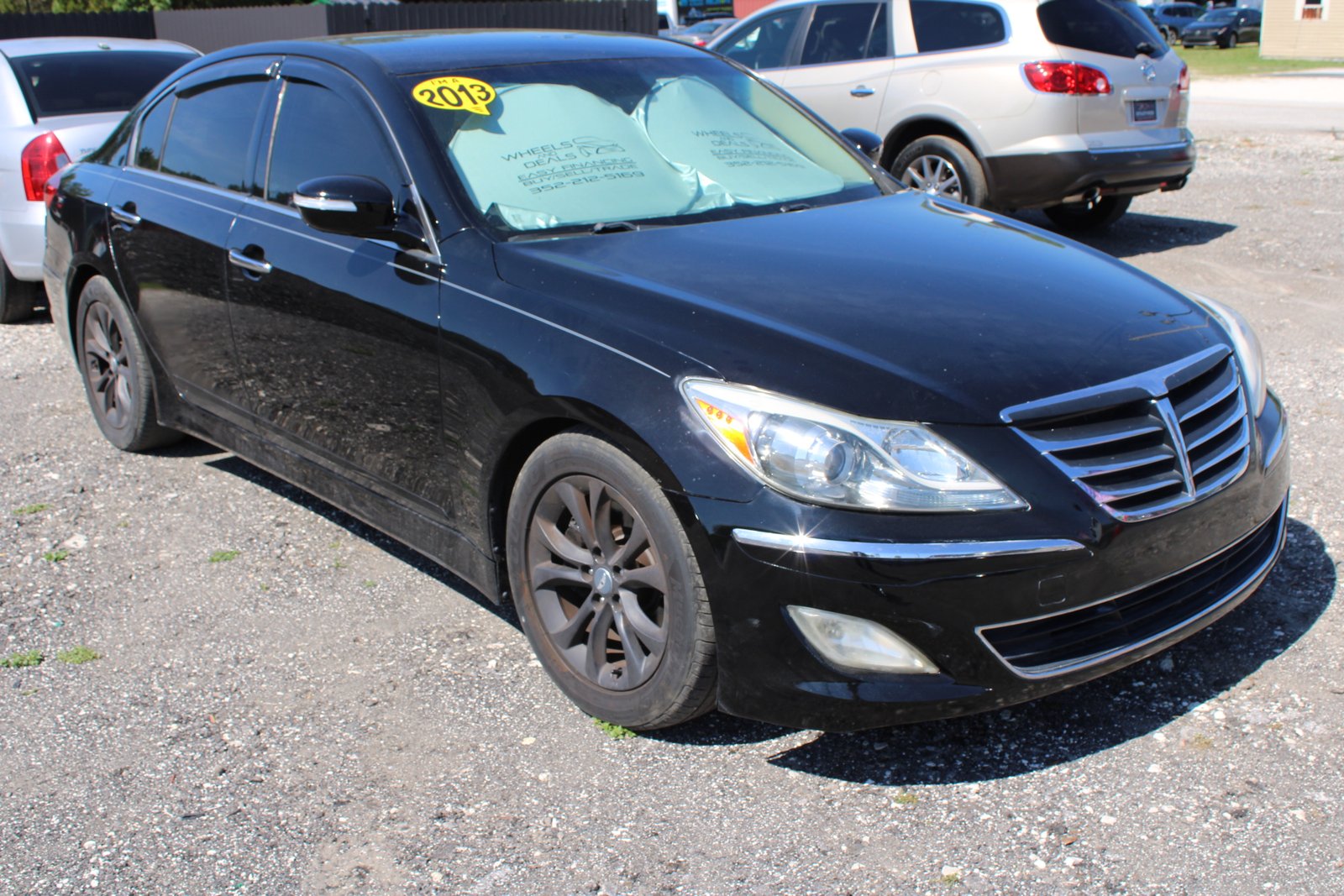 2013 Hyundai Genesis - Photo 4