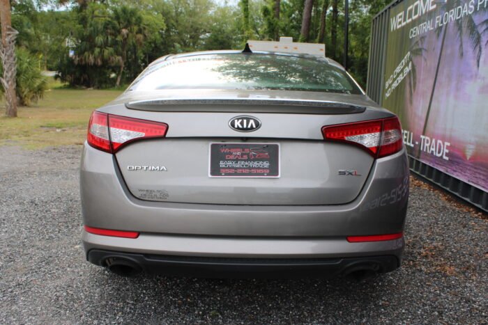 2013 Kia Optima Limited SXL - Photo 11