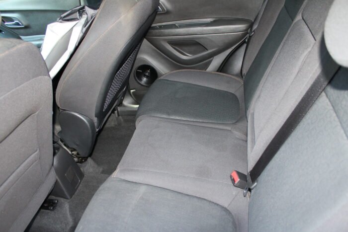 2018 Chevrolet Trax LS - Photo 13